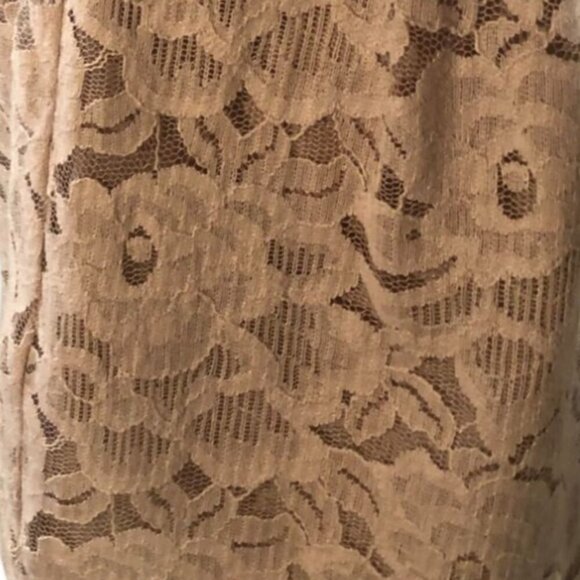(5‎ for $25) Forever 21 Beige Lace MIni Skirt size XS - Picture 6 of 7